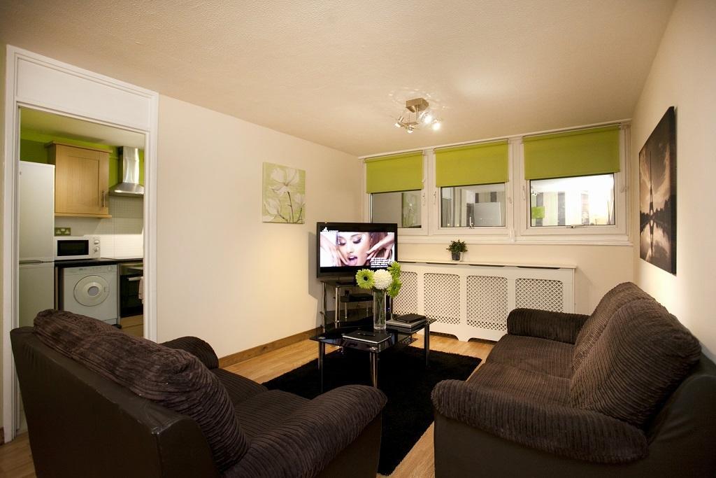 Victoria Centre Apartments: Central Shopping Hub with 24/7 Access Nottingham Exterior photo