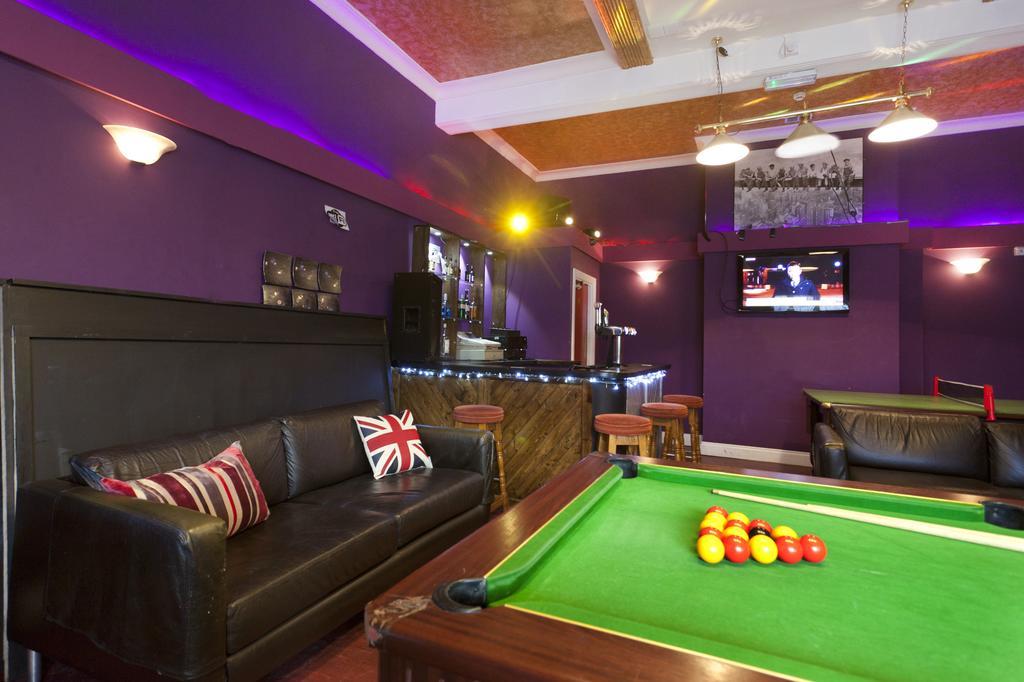 Victoria Centre Apartments: Central Shopping Hub with 24/7 Access Nottingham Room photo