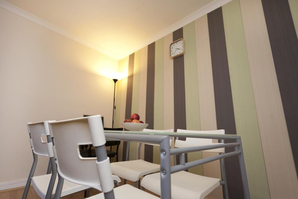 Victoria Centre Apartments: Central Shopping Hub with 24/7 Access Nottingham Exterior photo